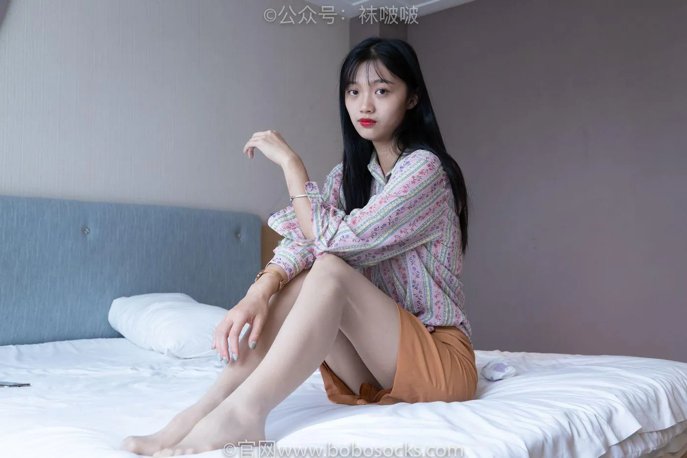 [BoBoSocks袜啵啵]NO.008 涵涵-帆布鞋、白色短棉袜、肉丝 [139P]插图9